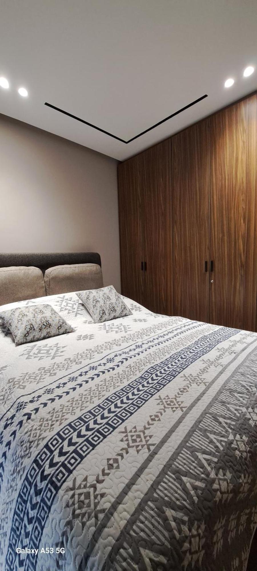 Comfort & Chic - Center